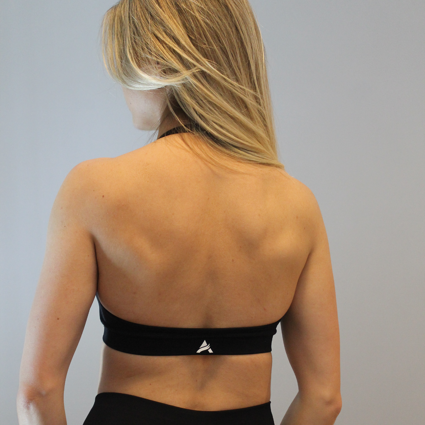 BLISSFUL SCULPT SPORTS BRA - Color: Obsidian